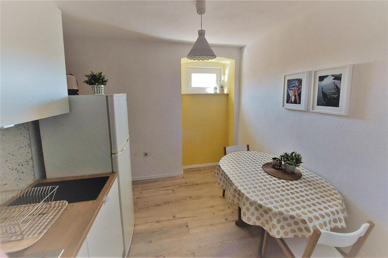 Apartament Casa Di Castello Mali Lošinj Zewnętrze zdjęcie
